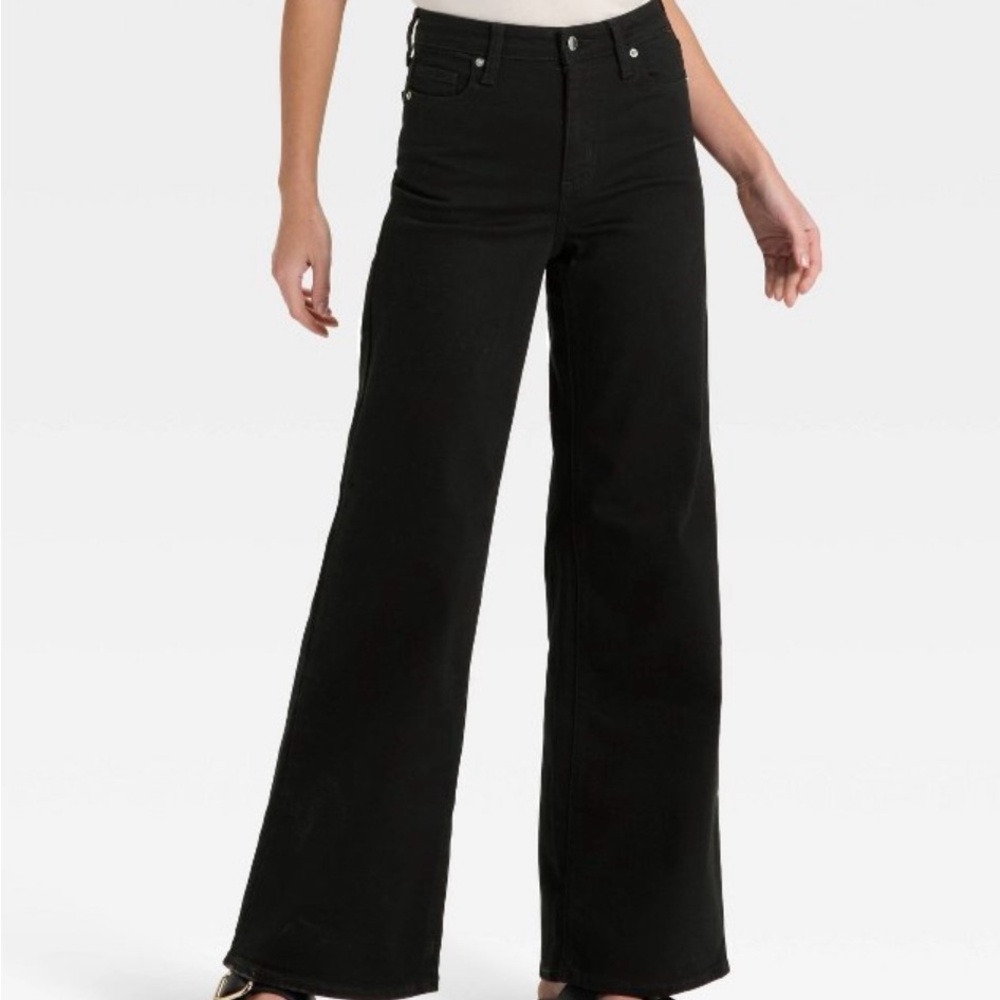 Black Wash High-Rise Wide Leg Jeans Long (NWT)